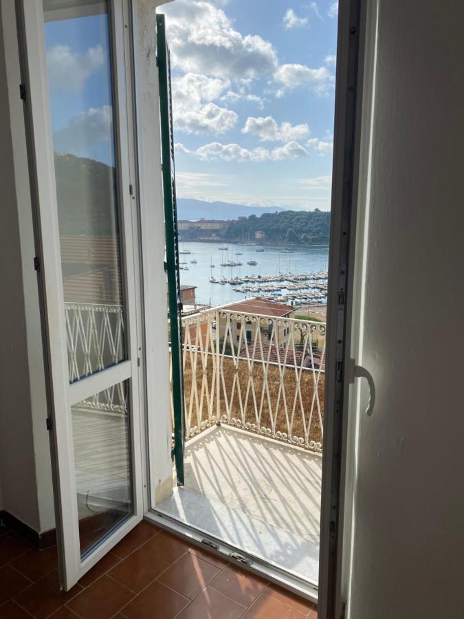Casa Le Grazie Apartment Ле Грацие Екстериор снимка