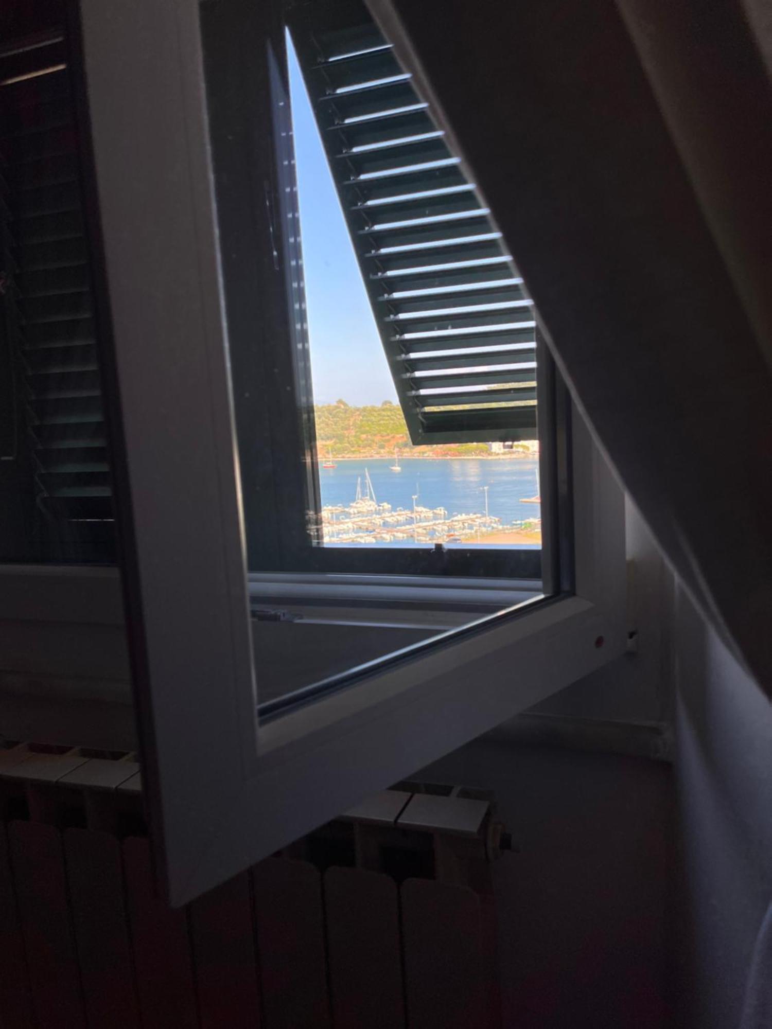 Casa Le Grazie Apartment Ле Грацие Екстериор снимка